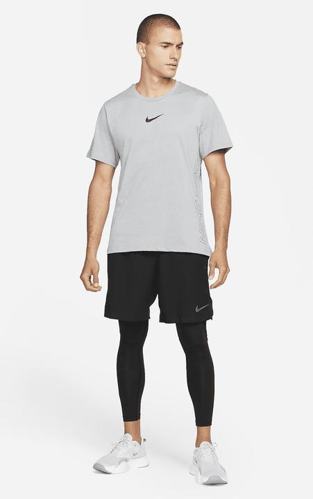 Actual product image Nike DD1828-073 (XXL)