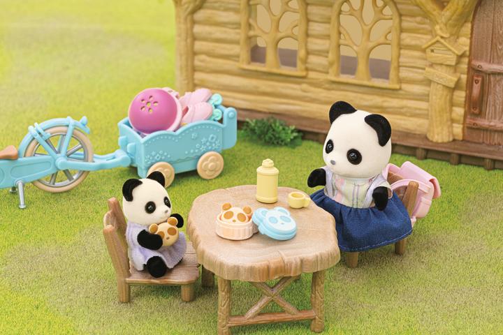 Produktbild Sylvanian Families Cycle & Skate Set -Panda Girl