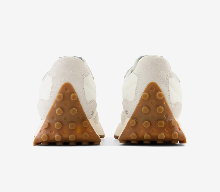 Image du produit New Balance U327LT (40)