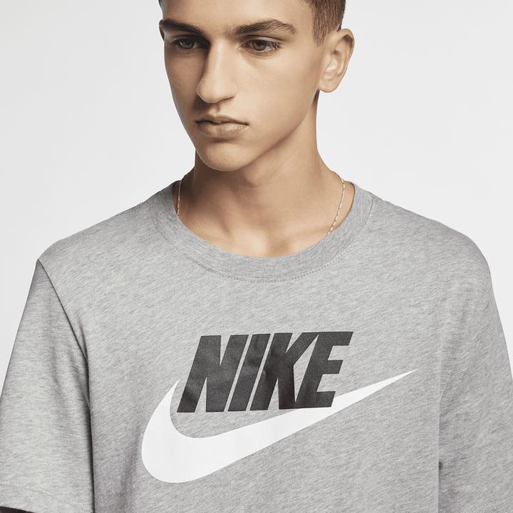 Actual product image Nike tee (S)