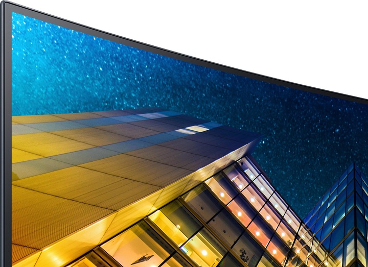 Actual product image Samsung UR59C (3840 x 2160 Pixels, 32")