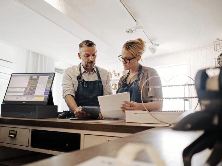 Actual product image ASUS ExpertCenter P5 C5-210H 16 512 SFF P500SV-05210H009X W11P (512 GB, 16 GB)