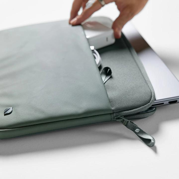 Productafbeelding Incase A.R.C. Sleeve for 16-inch Laptop - Smoked Ivy (16", Universeel)