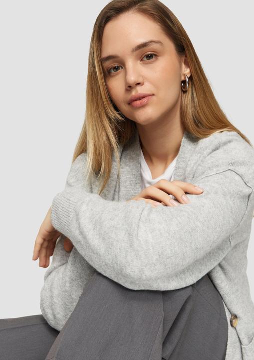 Immagine prodotto S.Oliver Strickjacke Flauschiger Cardigan mit Knöpfen (S)