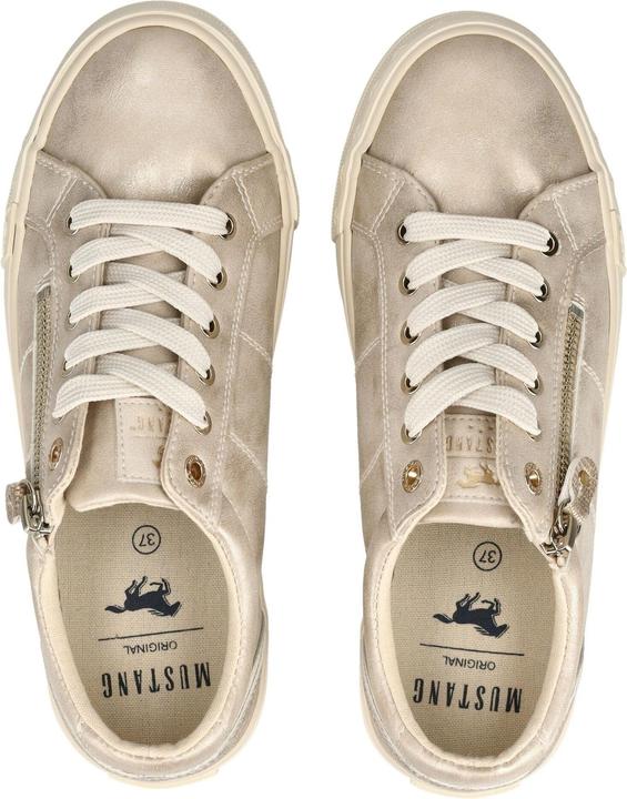 Actual product image Mustang Sneaker (40)