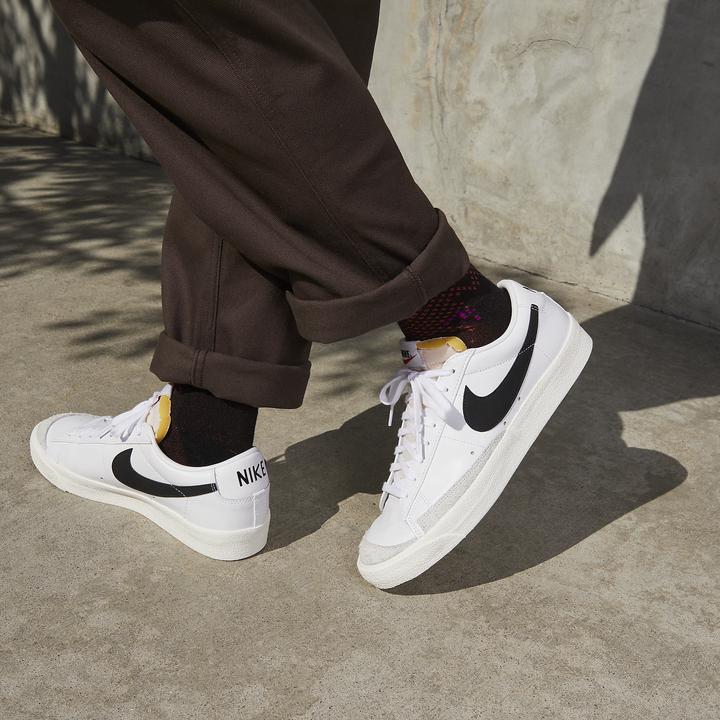 Produktbild Nike Blazer Low 77 Schuhe - 107255 (45.5)
