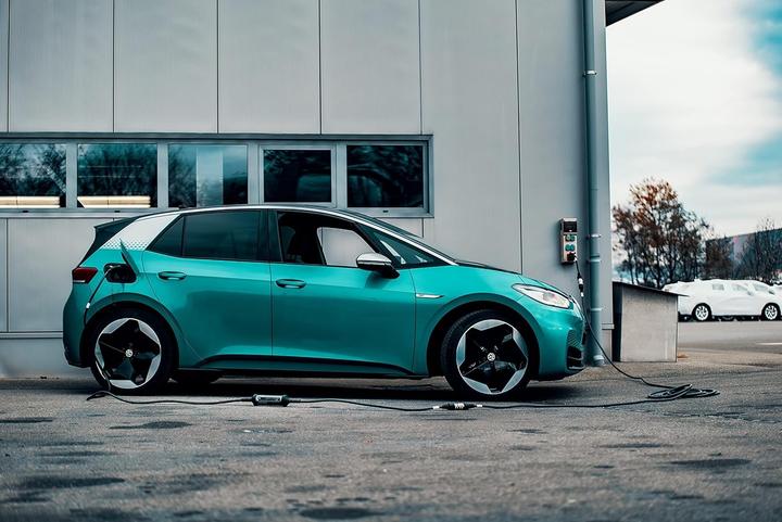 Actual product image Juice Technology Juice Booster Adapter household plug (CEE 7/7, 3 kW, 13 A)