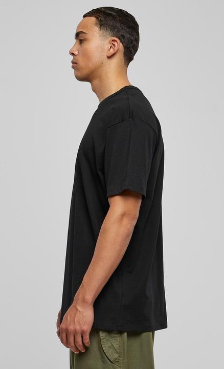 Actual product image Urban Classics Organic Basic Tee (4XL)
