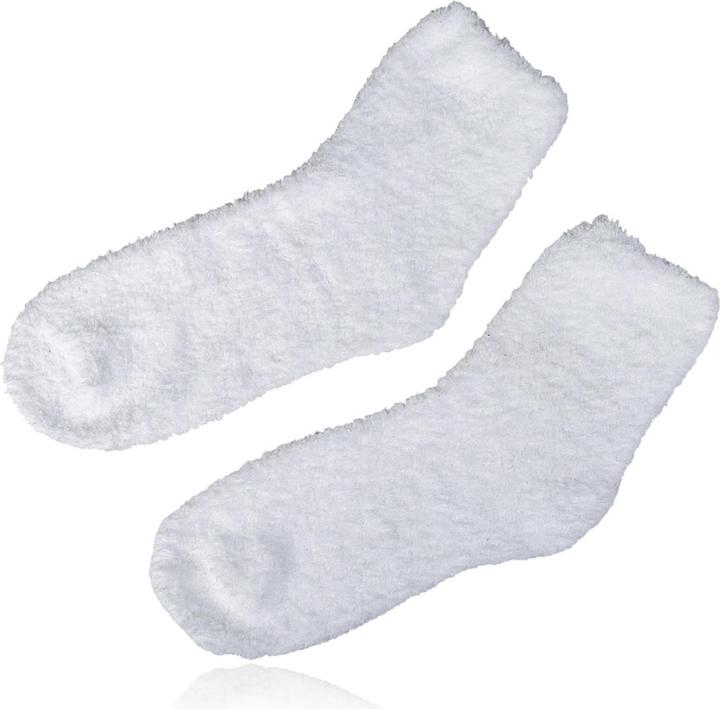 Produktbild Accentra Pflegeset für die Füsse WINTER SPA in Geschenkverpackung, mit Kuschelsocken (60 ml)