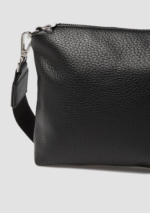 Actual product image s.Oliver Tasche
