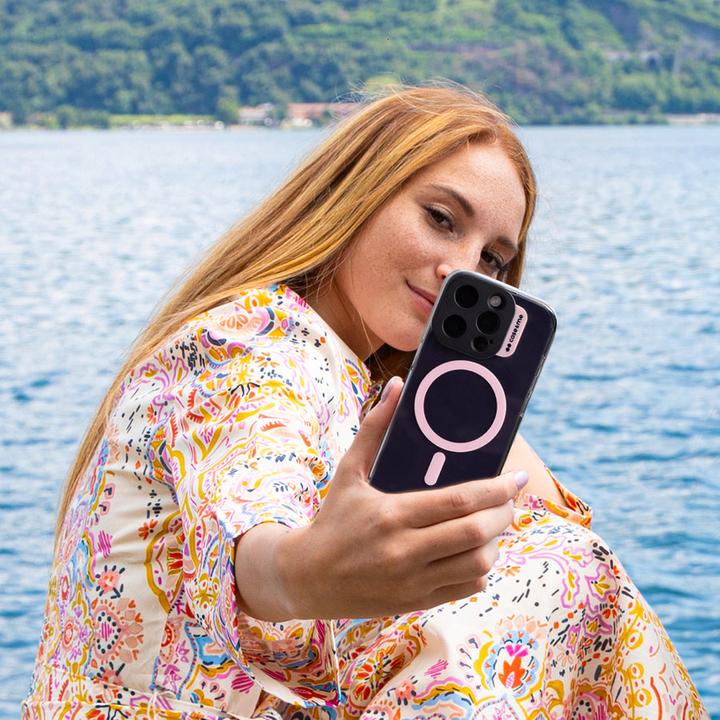 Actual product image Caseme Transparent case compatible with MagSafe charging for iPhone 15 Pro Max (Apple iPhone 15 Pro Max)