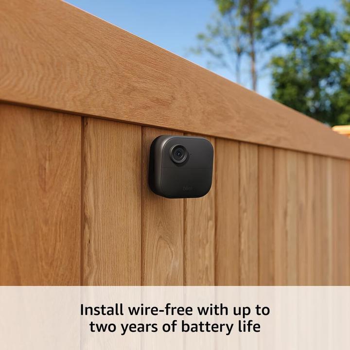 Actual product image Ring Blink Outdoor 4 - 2-CAM - EU (640 x 360 Pixels)