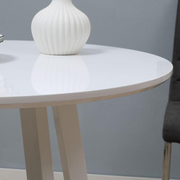 Actual product image Swisshandel24 Dining table Round kitchen table Side table Dining room table with bevelled legs for kitchen dining (72 x 75 cm)