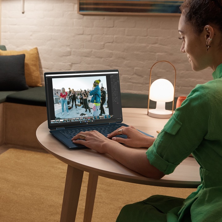 Produktbild HP Spectre x360 16-f1075ng Evo (16", Intel Core i7-12700H, 16 GB, 1000 GB, DE)