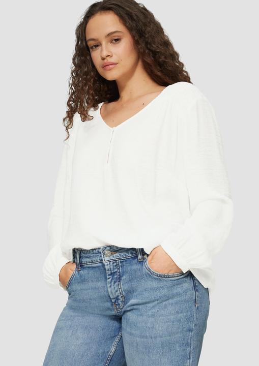 Produktbild S.Oliver Bluse Strukturierte Bluse aus Viskosemix mit Smok-Details (48)
