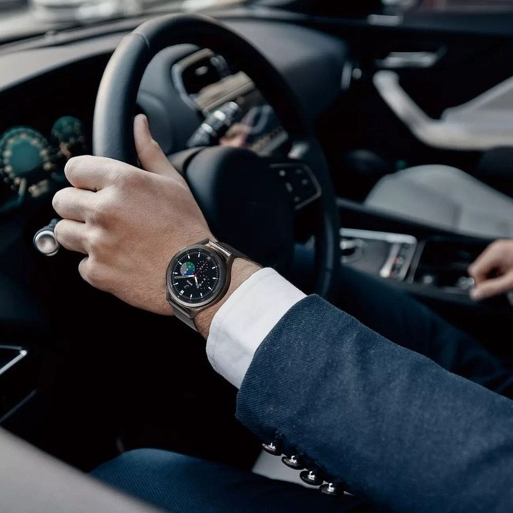 Actual product image Dux Ducis Milanese Series (20 mm, 41 mm, 42 mm, Stainless steel, Gear Sport, Gear S2, Galaxy Watch, Galaxy Watch Active, Galaxy Watch Active 2, Galaxy Watch 3)