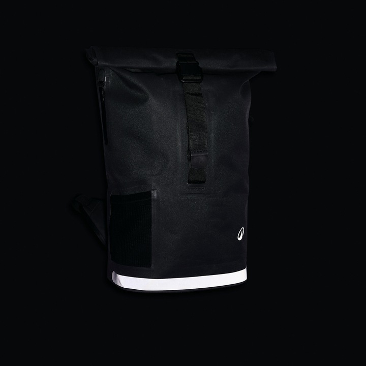 Actual product image Btwin Speed 900 Backpack - Black (25 l)