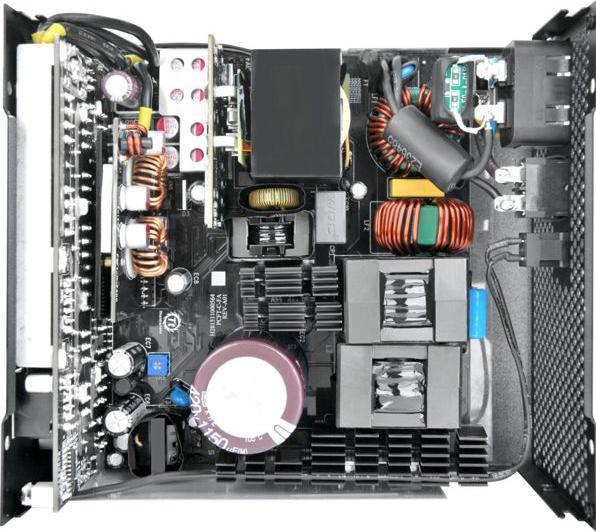 Produktbild Thermaltake Toughpower TF3 1300W (1300 W)