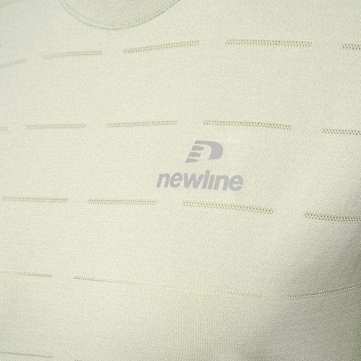 Actual product image Newline Nwlriverside Seamless T-Shirt S/S Woman (M)