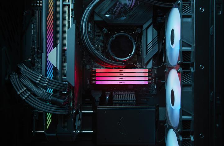 Image du produit Kingston FURY Renegade RGB (2 x 32GB, 6400 MHz, RAM DDR5, DIMM)