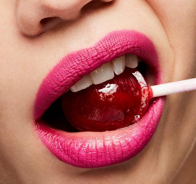 Produktbild MAC Cosmetics Matte Lipstick (Breathing Fire)