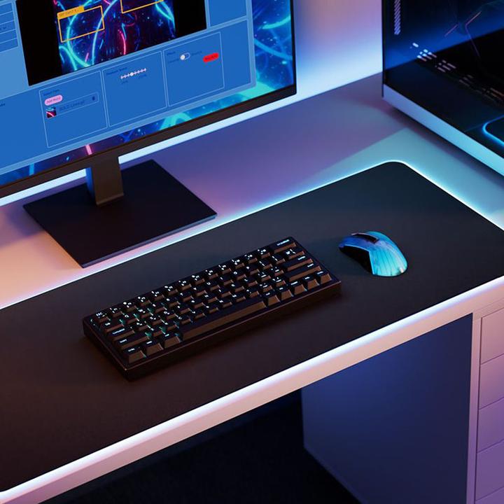 Actual product image Hyte CNVS Gaming Mouse Pad, ARGB - black (XXL)