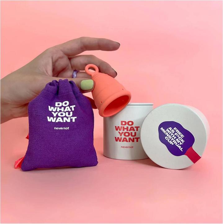 Produktbild NeverNot Menstruationstasse (M)