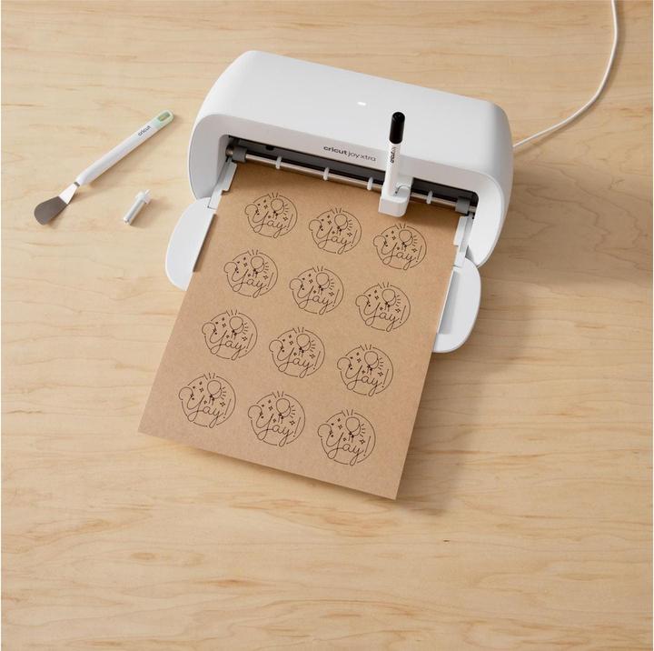 Produktbild Cricut Stickerpapier Joy Xtra Kraft 24 x 30cm, 4 Bögen, Braun (160 g/m², 4 x)