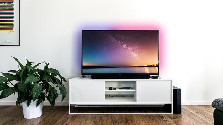 Actual product image Lifx Z Strip complete (RGB, 100 cm, Indoor)