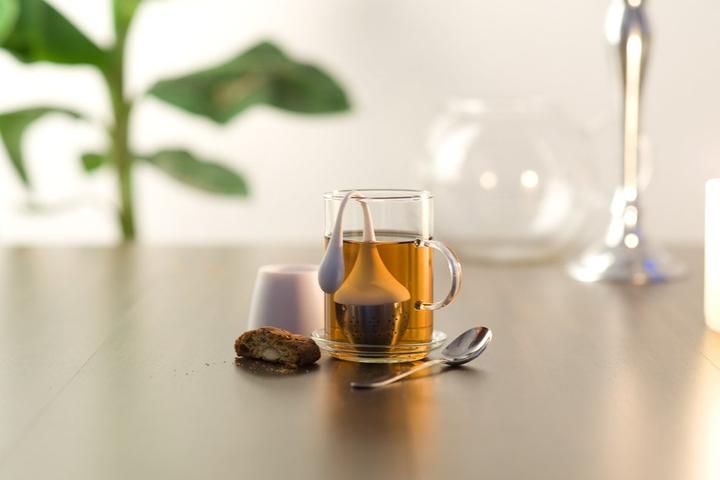 Produktbild AdHoc Teesieb EI HANGTEA klein weiss