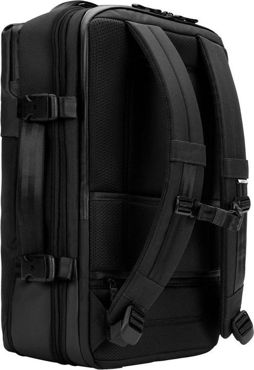 Actual product image Incase A.R.C. Travel Pack (25 l)
