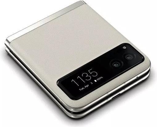 Actual product image Motorola Razr 40 (256 GB, Vanilla cream, 6.90", SIM + eSIM, 5G)