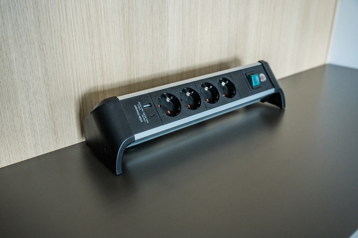 Actual product image Brennenstuhl Power strip ALU-Office-Line 4gang 1.8m USB (4 x, USB-A, 1.80 m)