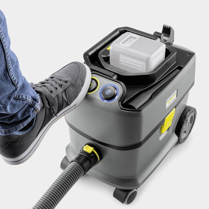 Actual product image Kärcher Professional Akkusauger T 10/1 Bp Adv (Dry vacuum cleaner)