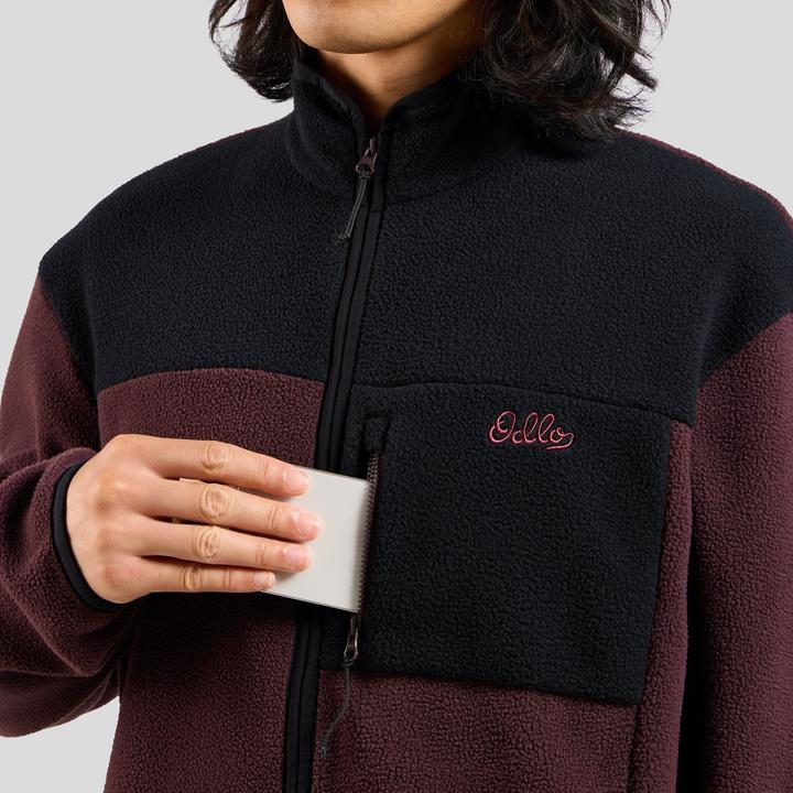 Actual product image Odlo Essentials (S)