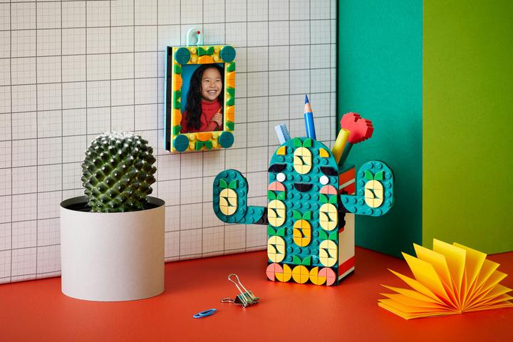 Actual product image LEGO Creative Set Summer Fun (41937, LEGO Dots)