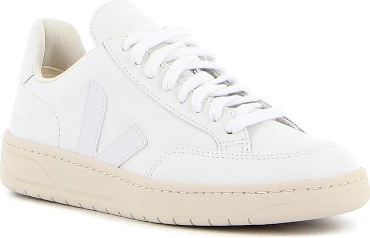 Actual product image Veja V-12 (39)
