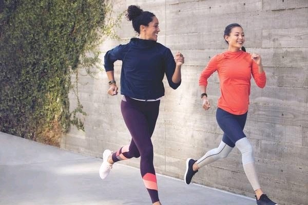 Produktbild Fitbit Charge 3 Special Edition (28.80 mm)