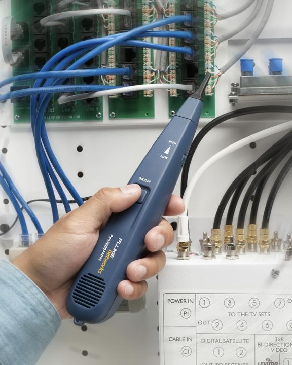 Actual product image Fluke Pro3000