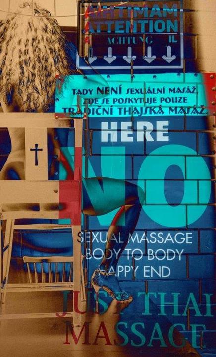 Produktbild Die Faktorei Glasbild Massage Happy End (100 x 150 cm)