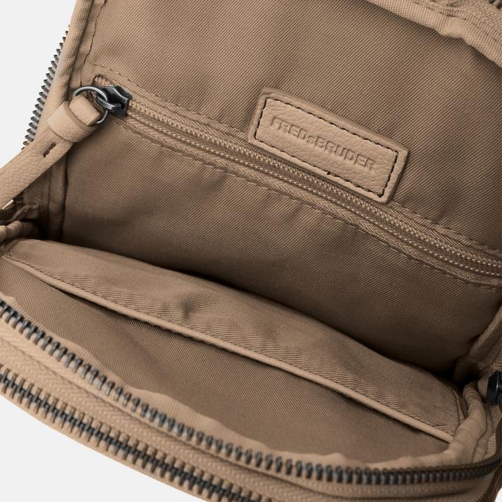 Actual product image FredsBruder Bestie City Rucksack Leder 29 cm (2 l)