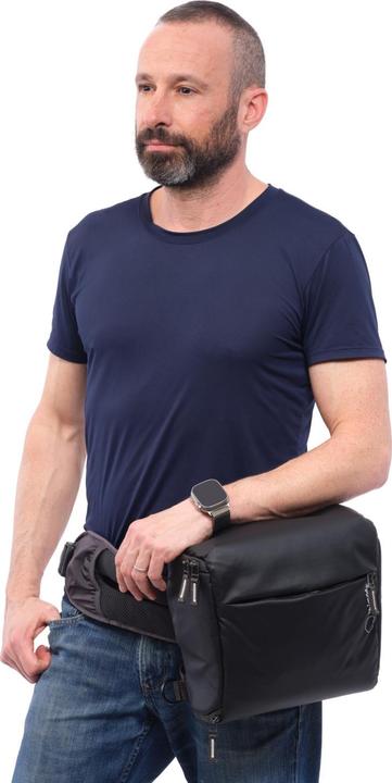 Actual product image Shimoda Top Loader - Medium - Schwarz (Camera shoulder bag)