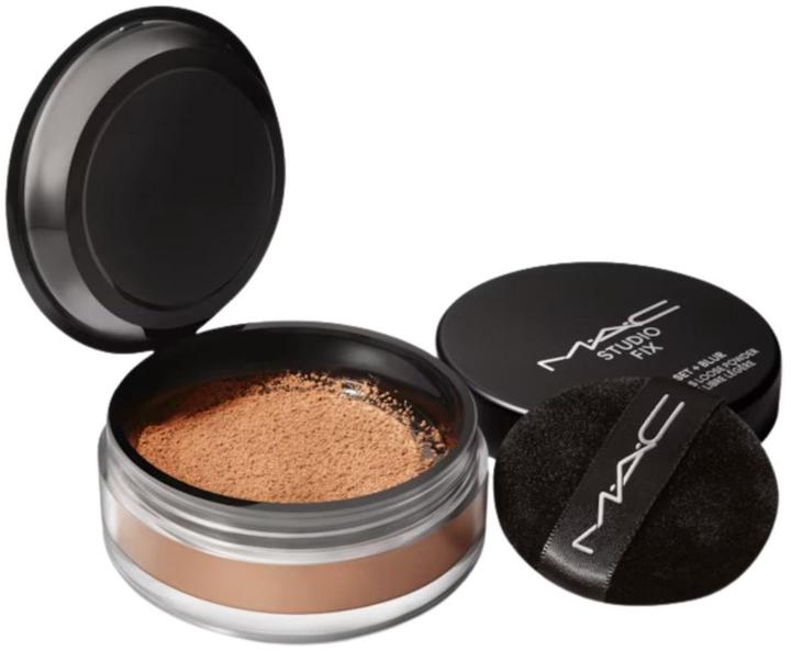 Image du produit MAC Cosmetics Studio F / Blurring Weightl Powder Deep D. (Obscurité profonde)