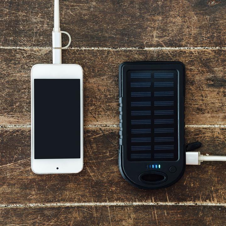 Actual product image Casativo Solar power bank incl. torch, 4,000 mAh, 2x USB-A, 10 watts (4000 mAh, 10 W)