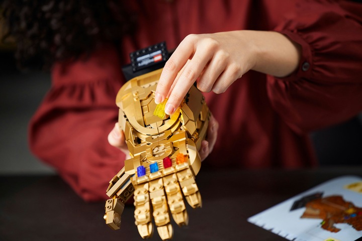 Actual product image LEGO Infinity Glove (76191, LEGO Marvel)