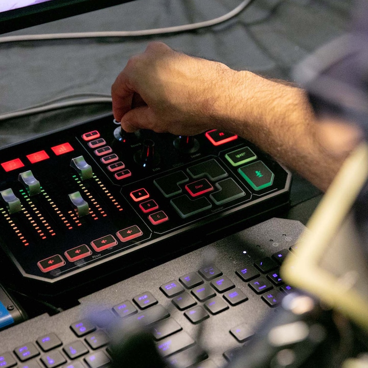 Produktbild TC Helicon GoXLR, Mixer und USB Audio Interface (Studio- und Livemixer)