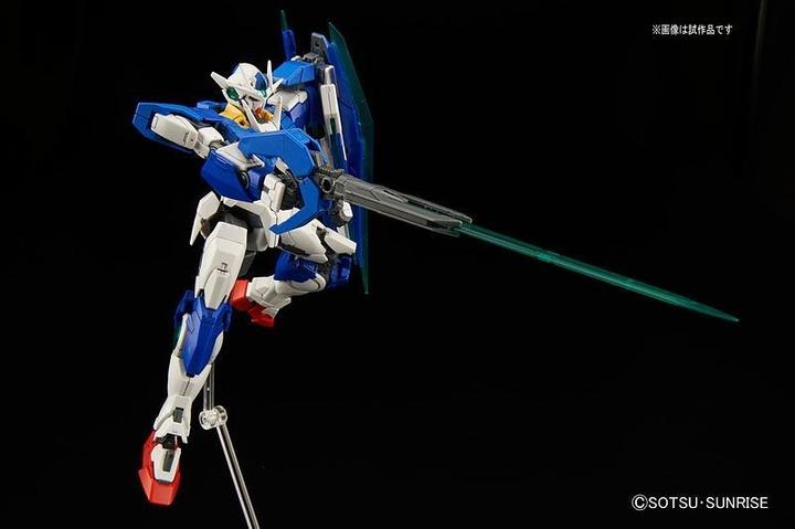 Actual product image Bandai 1/144 RG GNT-0000 00 QAN(T)