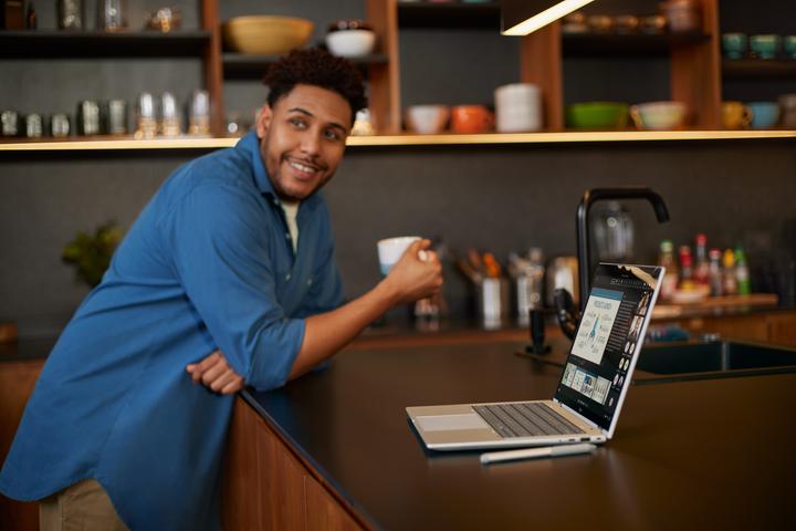 Actual product image HP EliteBook X Flip G1i (14.14", 1000 GB, 32 GB, DE, Intel Core Ultra 7 258V)