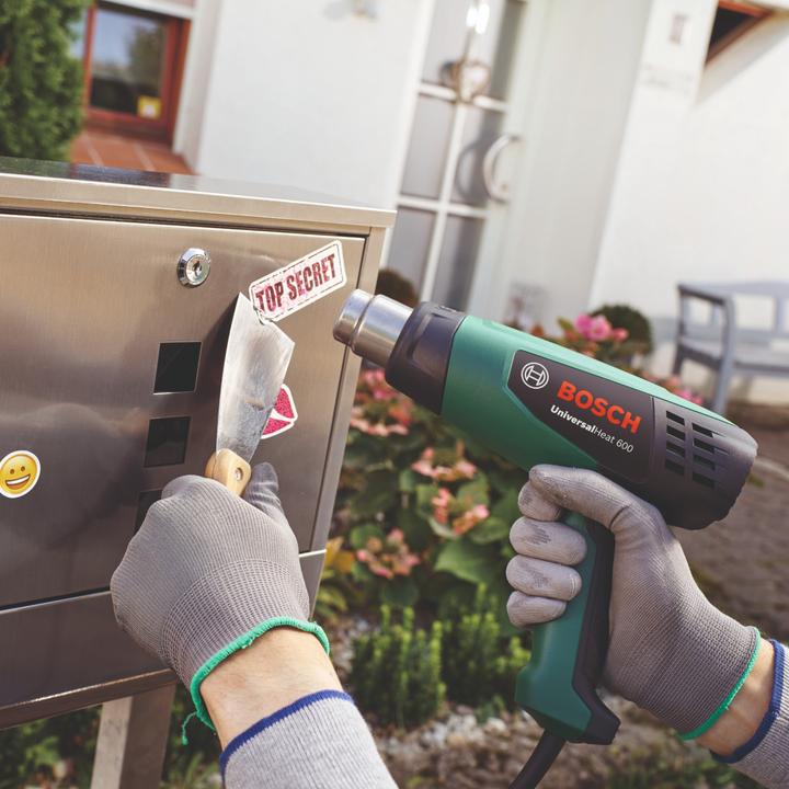 Actual product image Bosch Home & Garden Universal Heat 600