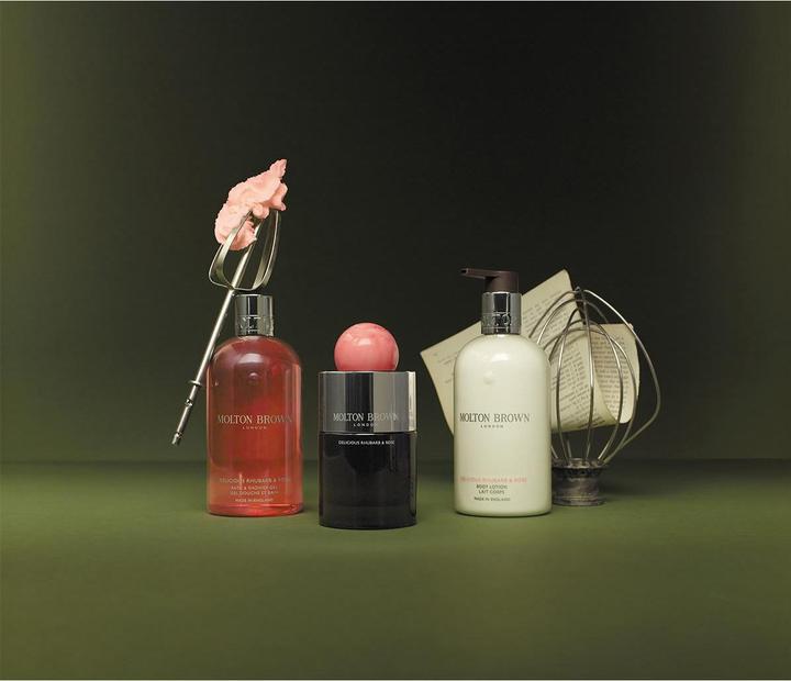 Immagine prodotto Molton Brown Vetro Del Rhub & Rose HW (Sapone liquido, 200 ml)
